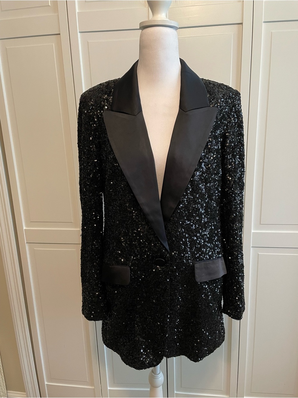 Express Black Sequin Tuxedo Blazer